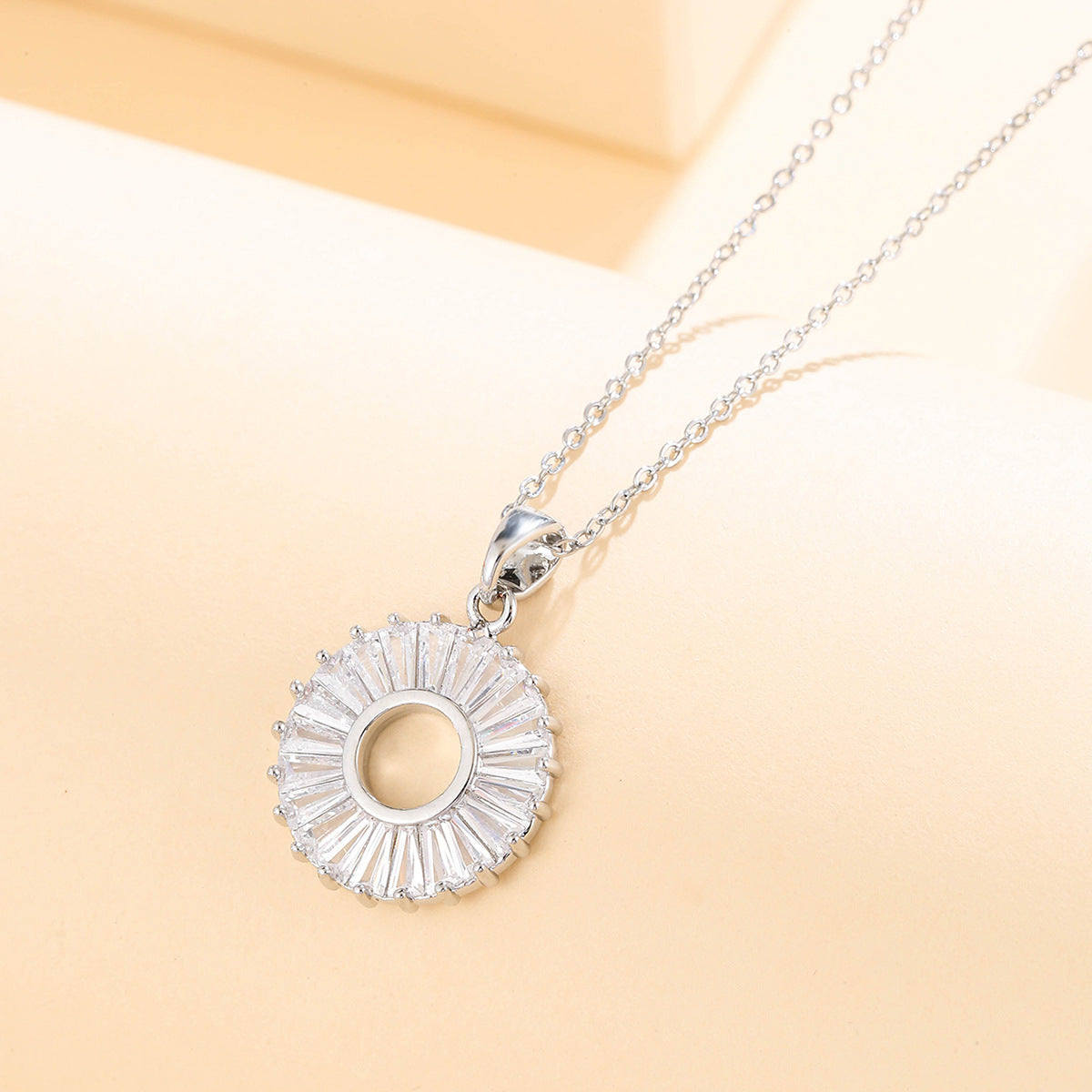 Wholesale Star Wheel Round Full Set Trapezoidal Zircon Pendant O-chain Necklace