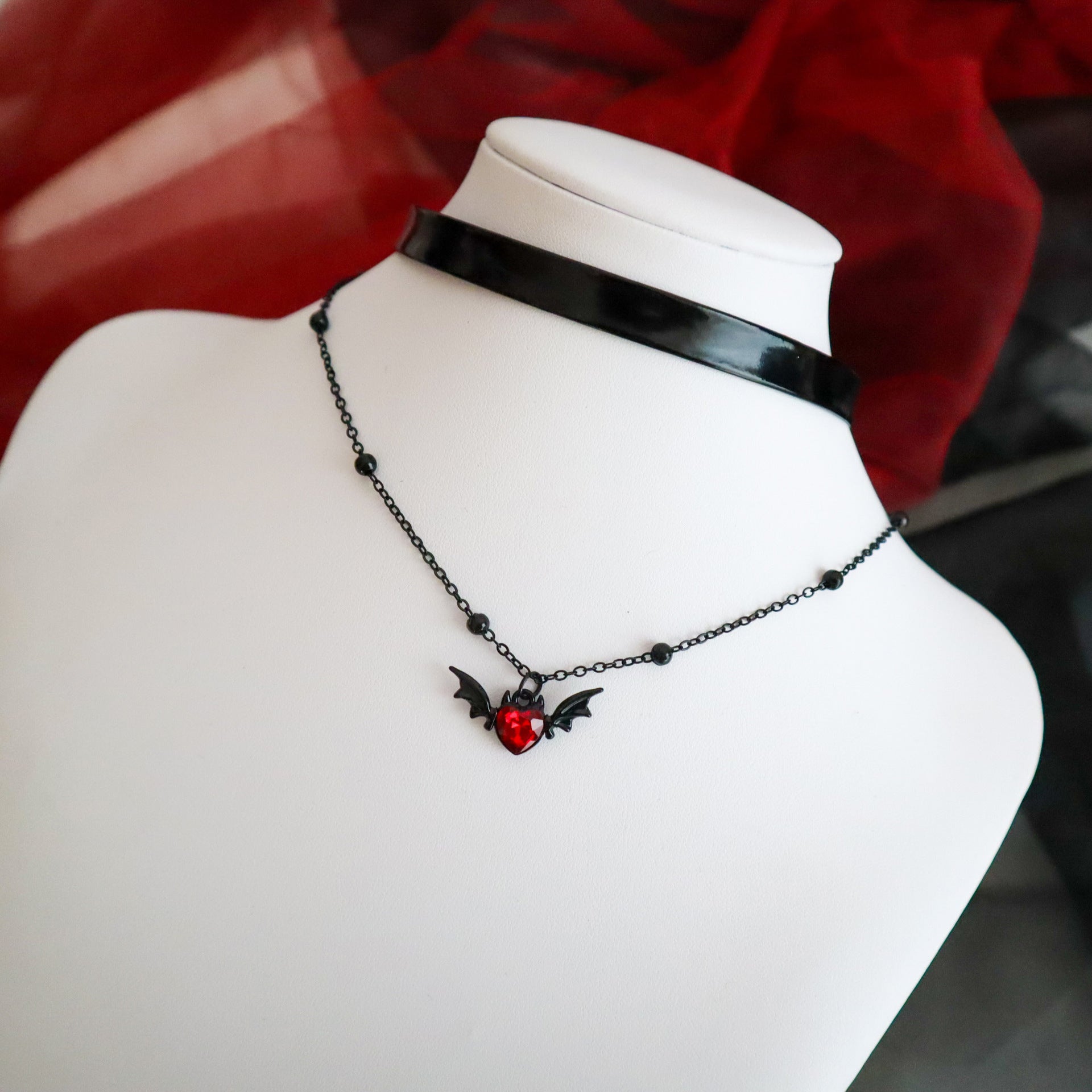 Wholesale  black bat beaded bright leather necklace Halloween clavicle chain