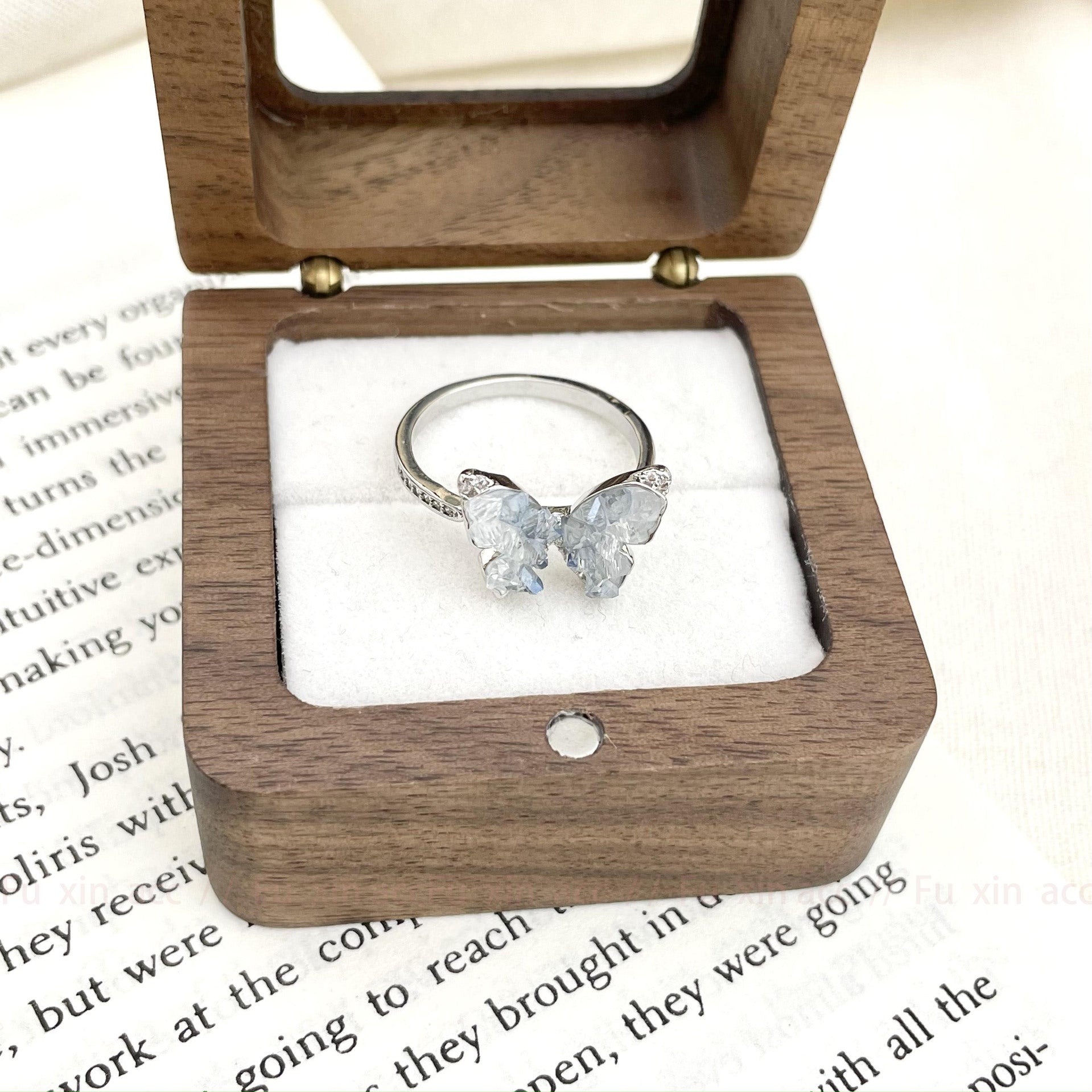 Wholesale Gradient Ice Crushed Blue Butterfly Open Ring