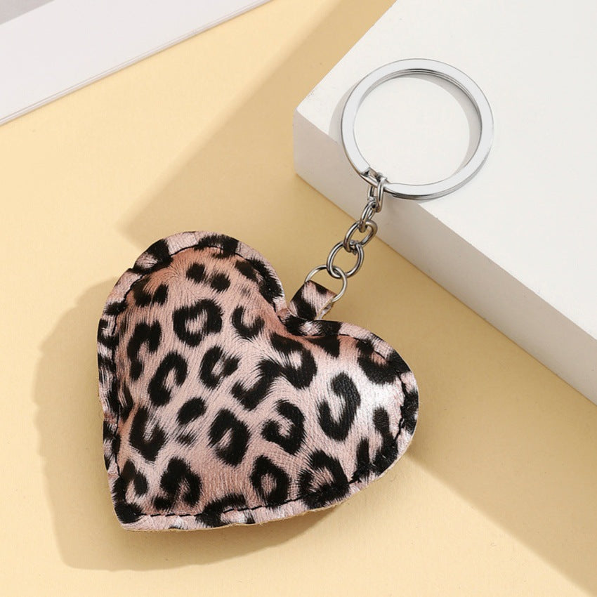 Wholesale Pu Leopard Print Heart Keychain Peach Heart Car Pendant Bag Pendant Accessories