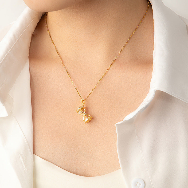 Wholesale Titanium Steel Necklace with Hourglass Zircon 18K Gold Plated Korean Style Layering Jewelry