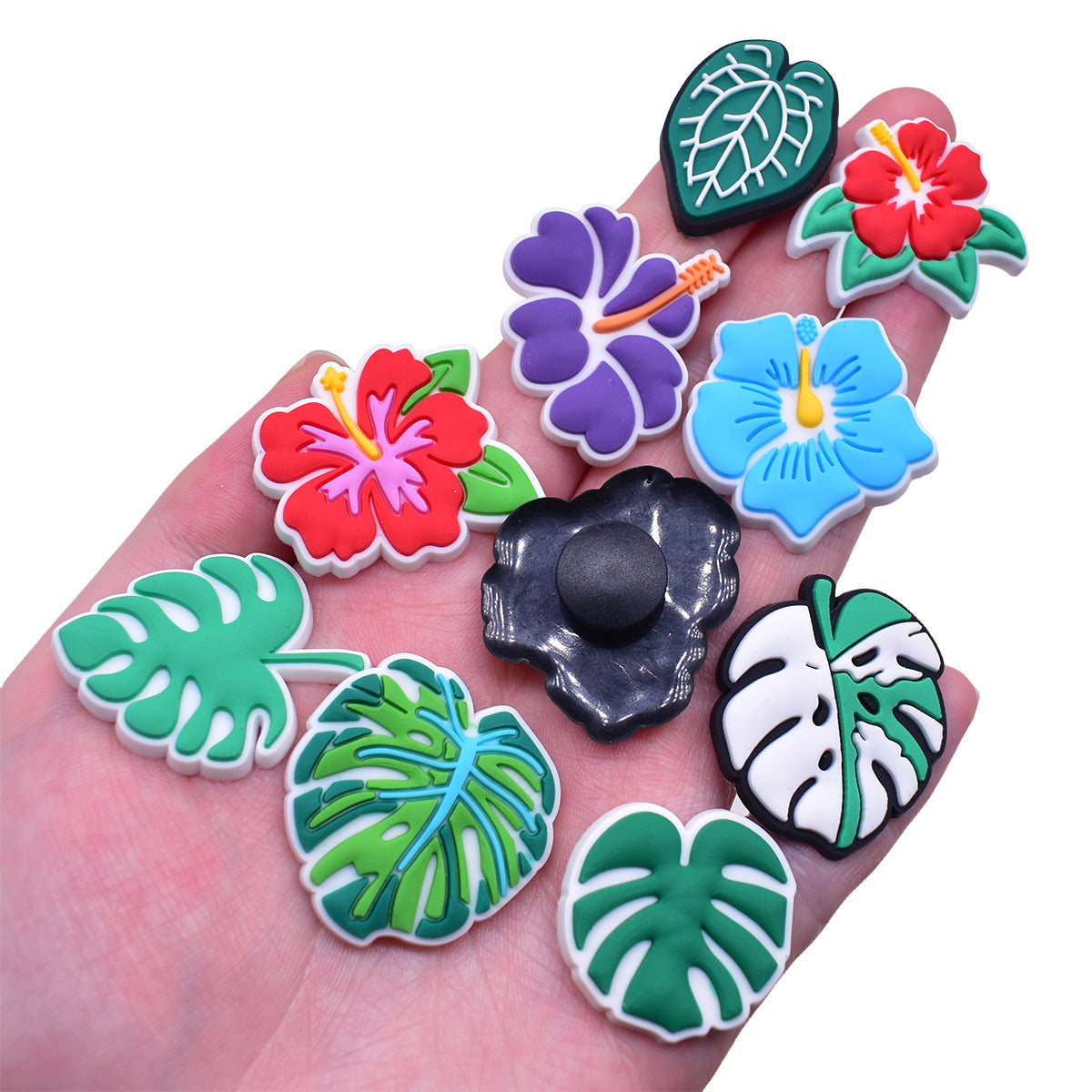 Wholesale Random 100pcs Flowers Series Shoes Accessories Shoes Charms