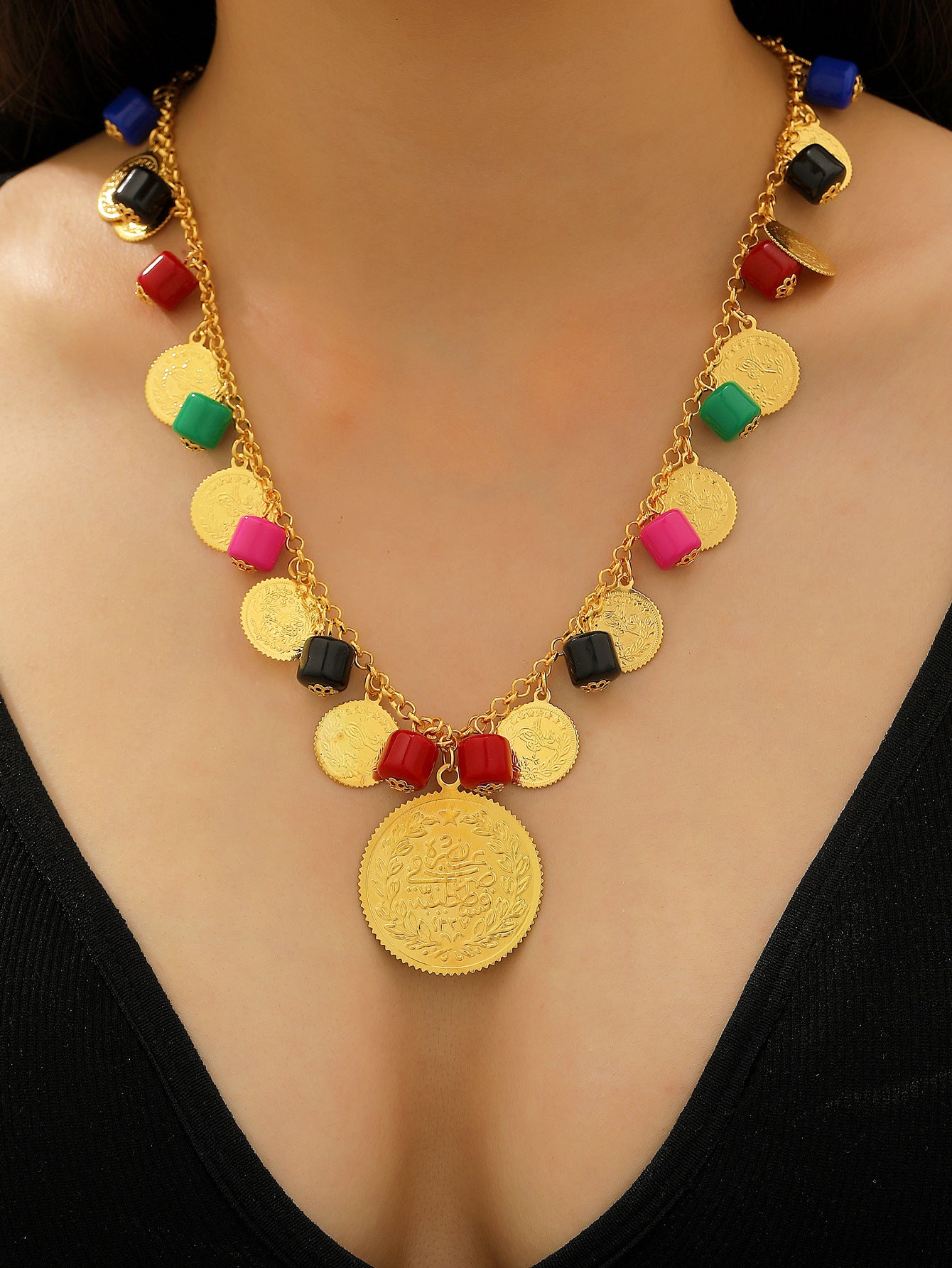Wholesale Retro Middle Eastern Ethnic Style Layered Necklace And Bracelet Set Gold Tone Alloy Jewelry Accessory For Boutique Resale