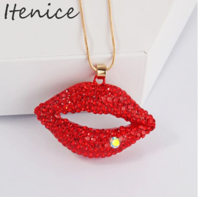Wholesale Lips Necklace with Diamonds Sexy Red Lips Pendant Sweater Chain Long Necklace ACC-NE-Yiniao003