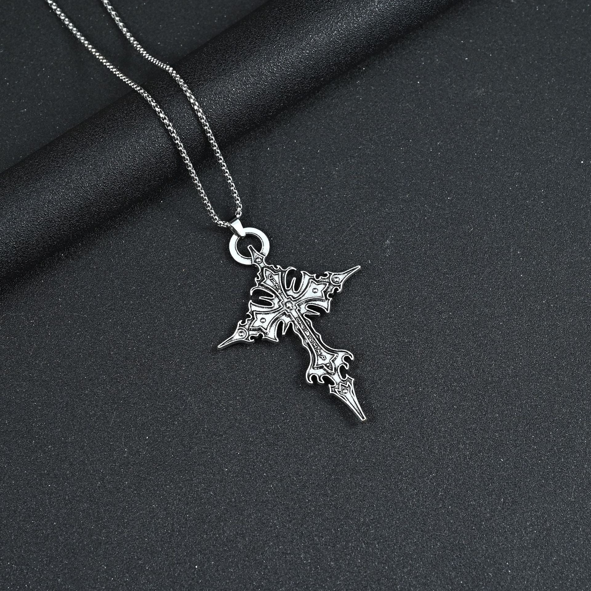 Wholesale Gothic Skull Cross Pendant Necklace Titanium Steel Punk Hip Hop Jewelry Accessory For Men Women Boutique Resale