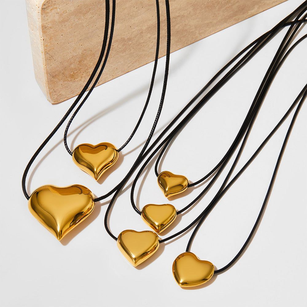 Wholesale stainless steel  simple style fashion exaggerated hollow five-pointed star Circle necklace