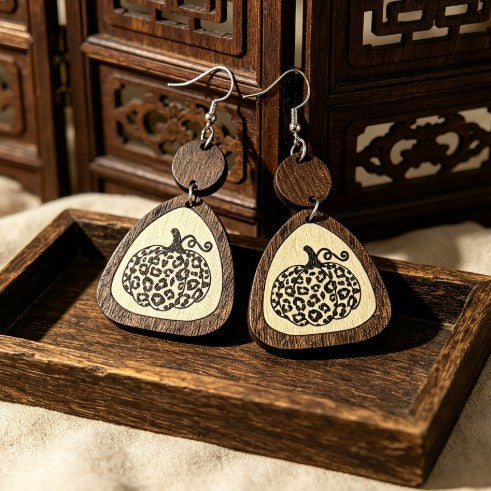 Wholesale Retro French Wooden Drop Earrings Carved Pumpkin Design  Party Fashion Jewelry Accessory