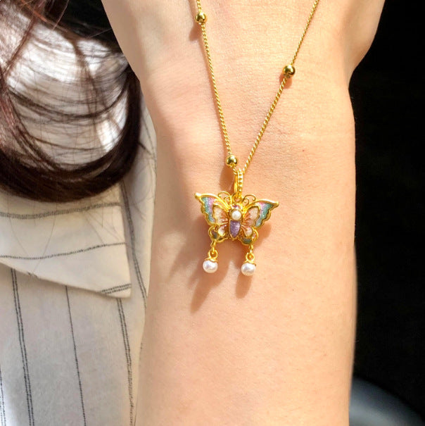 Wholesale openwork butterfly necklace