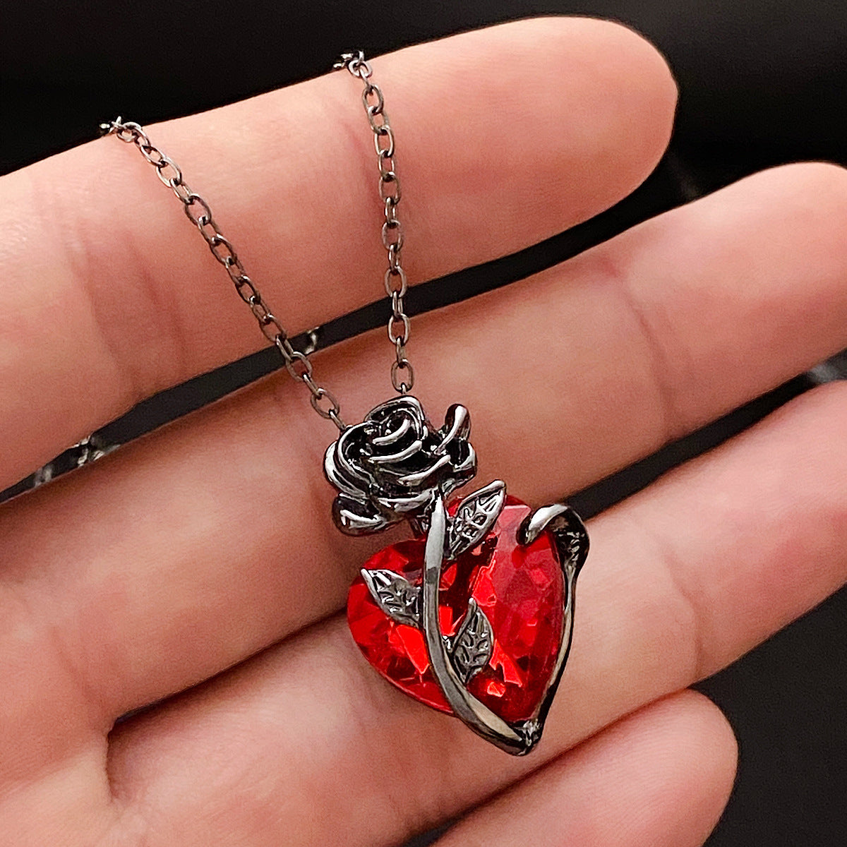 Wholesale Love Rose Gothic Flower Heart Shape Valentine's Day Necklace