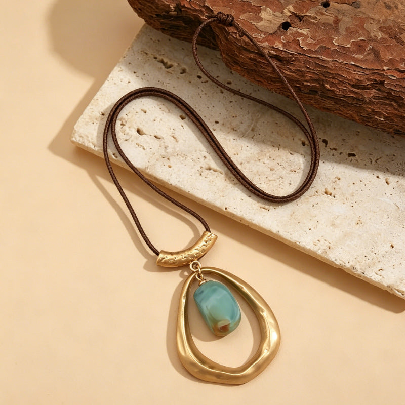 Wholesale Modern Geometric Drop Resin Pendant Necklace For Women Irregular Agate Pattern Gold Tone Fashion Jewelry Accessory Gift