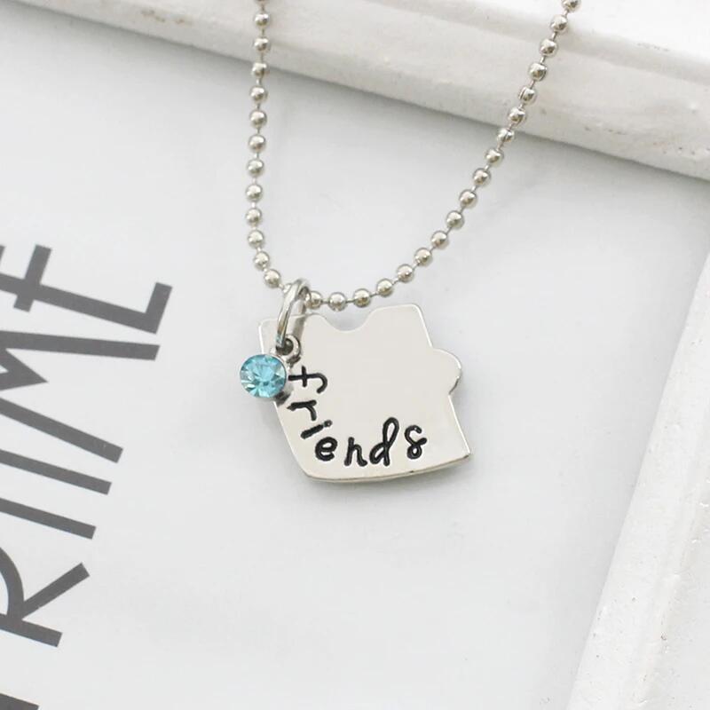 Wholesale heart shape stitching link three person pendant necklace