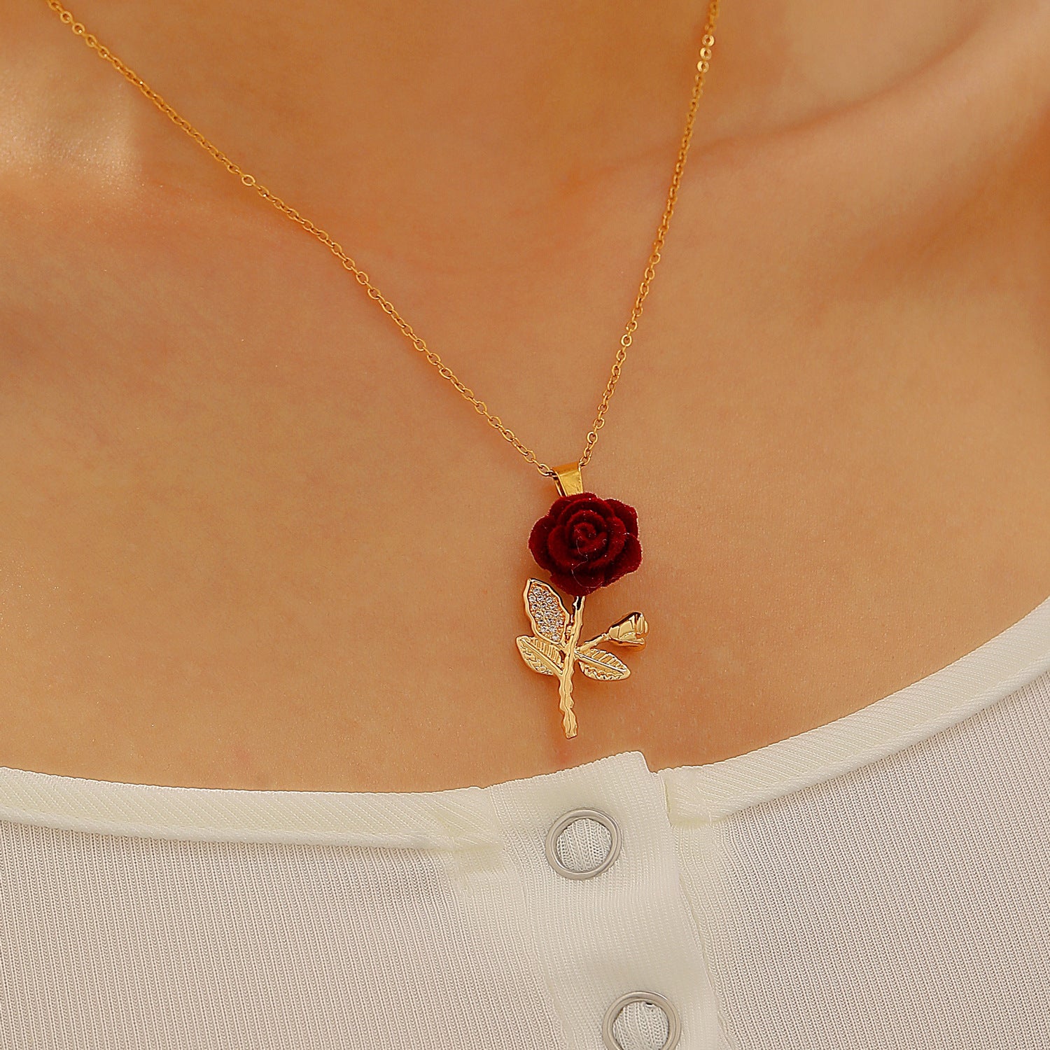 Wholesale Love Rose Necklace  Flower Heart-shaped Clavicle Chain