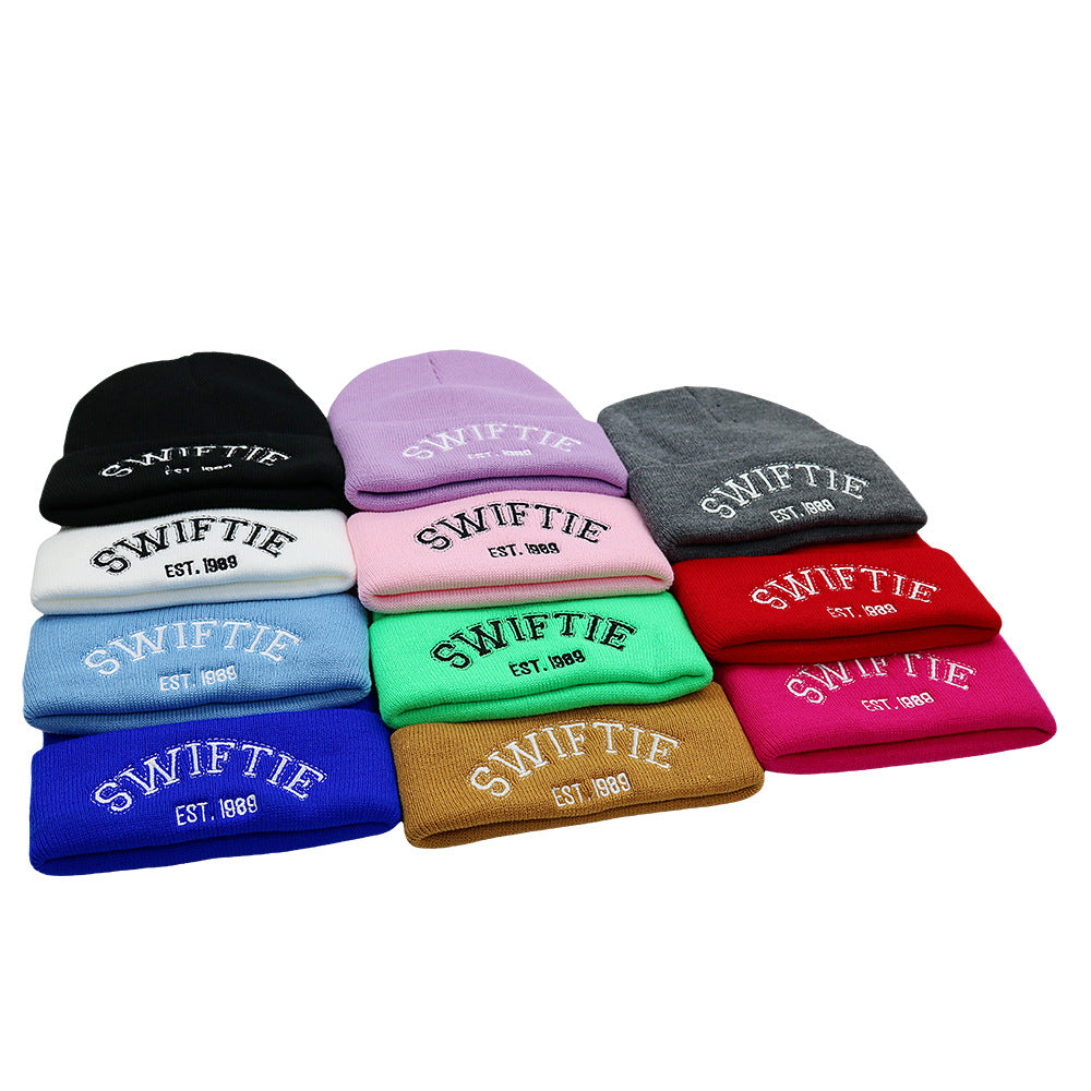 Wholesale letter knitted beanies