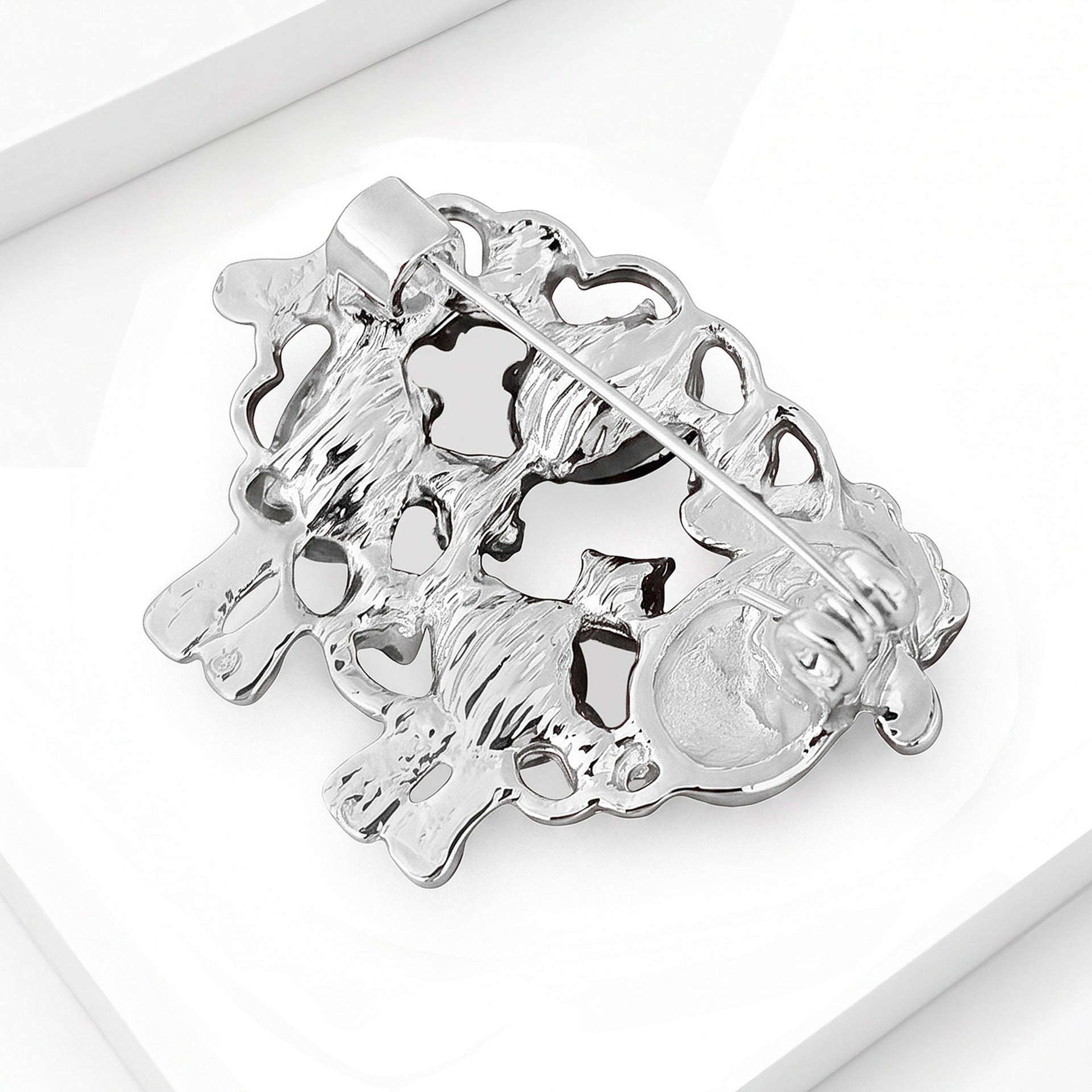 Wholesale Stylish Rhinestone Sheep Brooch Animal Shape Alloy Pin Fashion Accessory