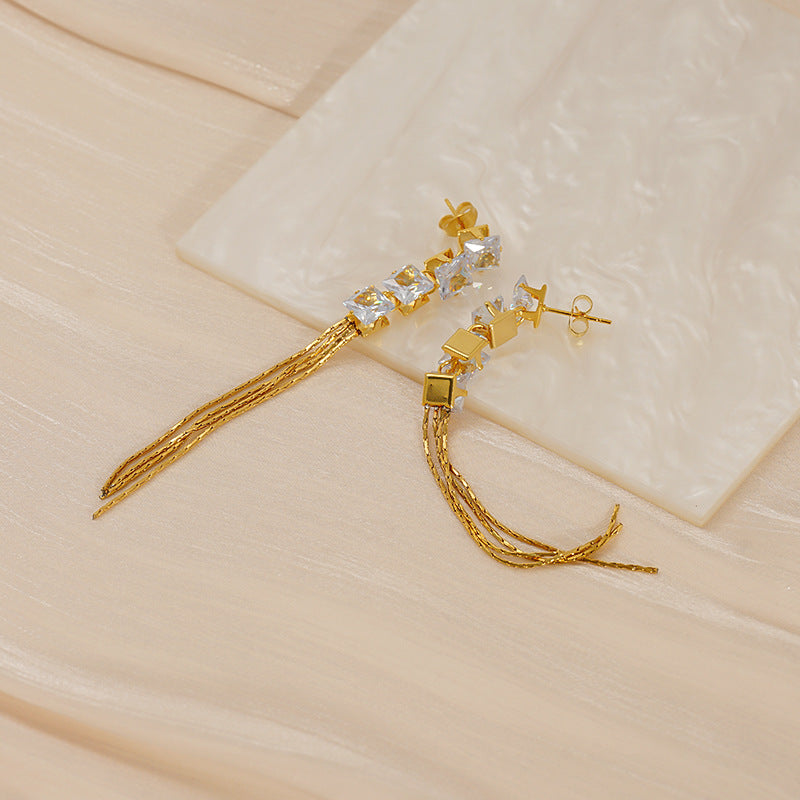 Wholesale Stainless steel earrings with diamond tassels