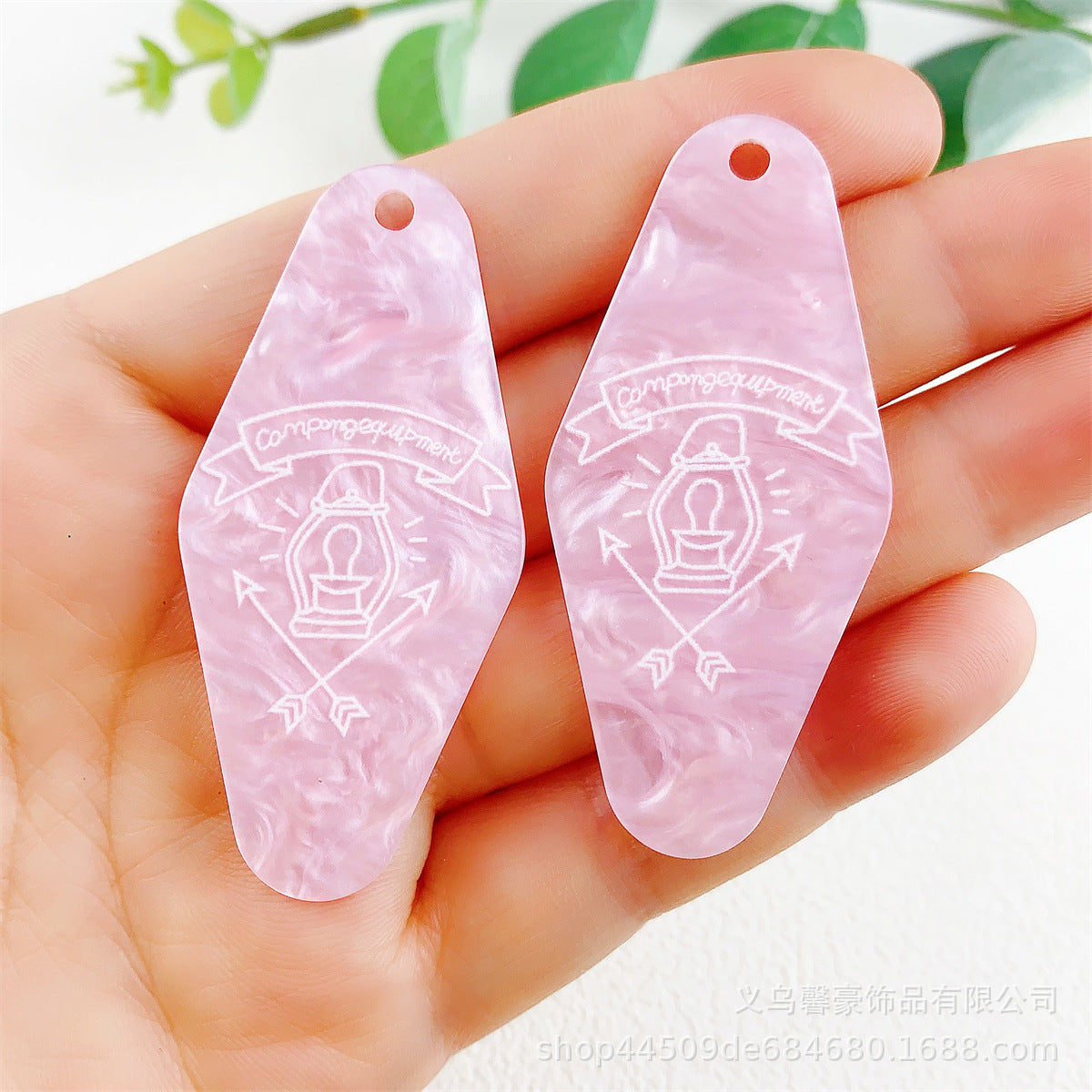 Wholesale 10pcs Acrylic Diamond Nameplate Logo Tag Pendant