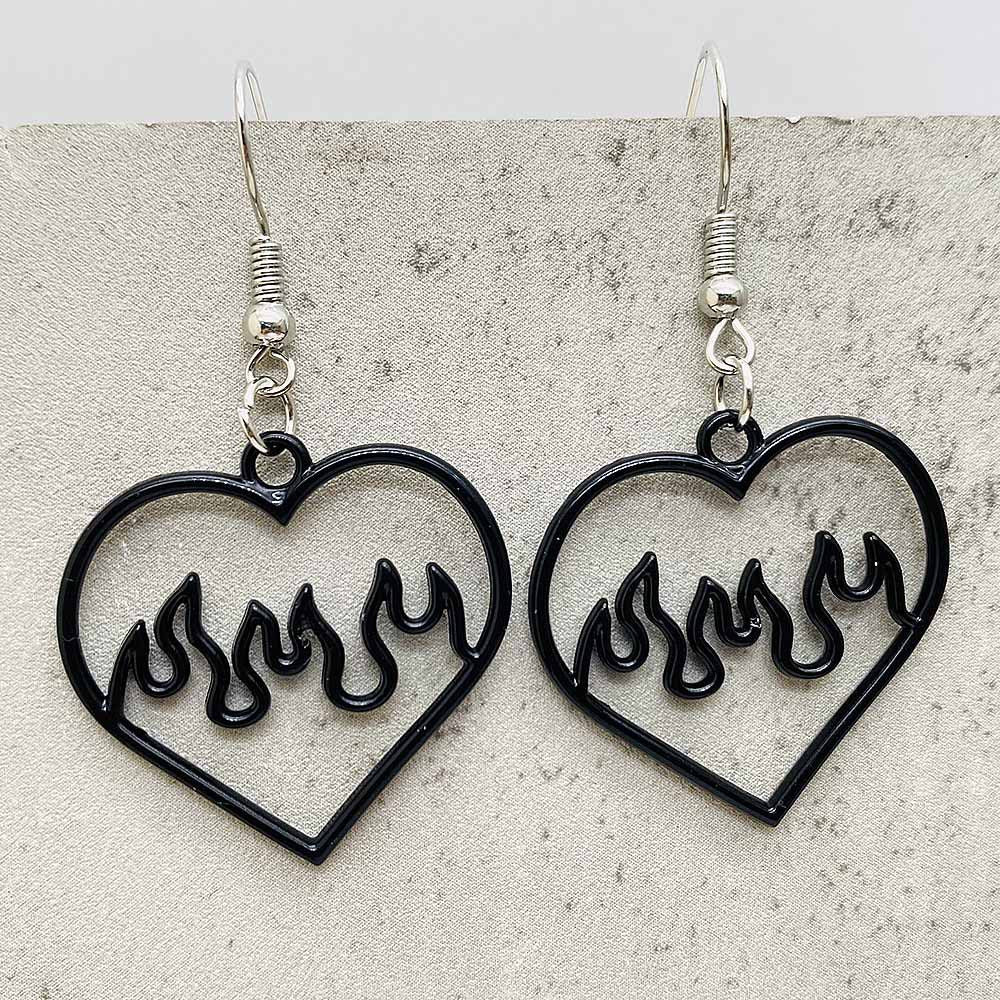 Wholesale  Openwork Heart Stud Earrings Heart Earrings