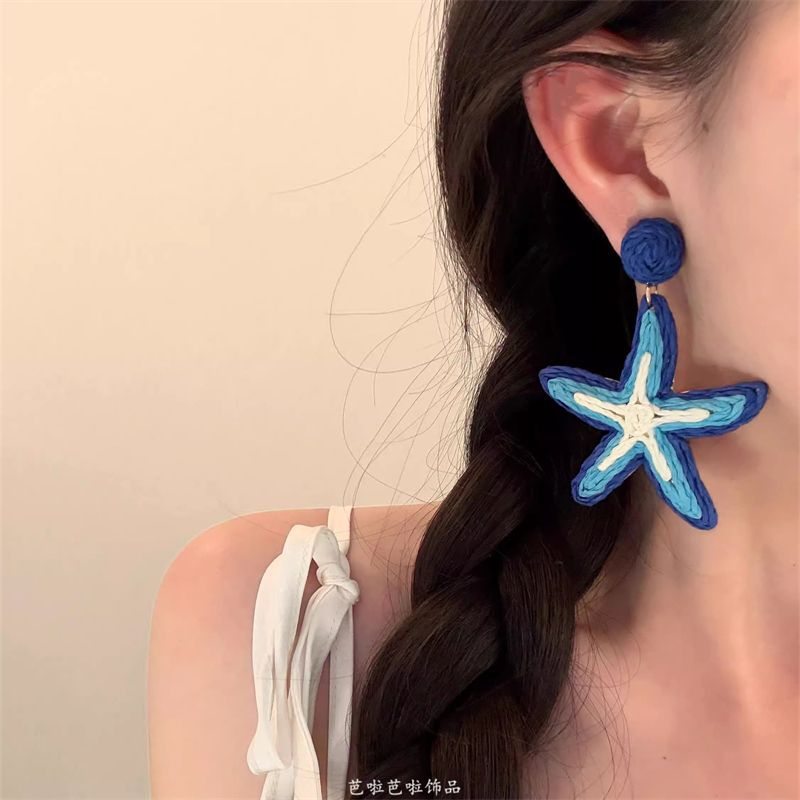 Wholesale Chic Blue Starfish Earrings,  Korean Style Jewelry Accessory for Party Wear or Beach Vacation