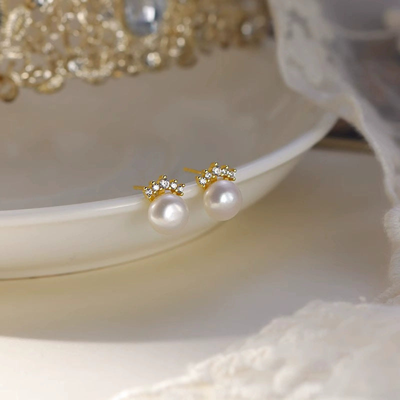 Wholesale s925 silver needle crown pearl stud earrings