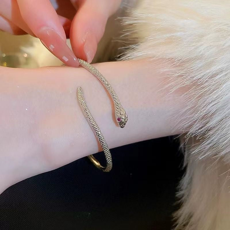 Wholesale Silver Snake Design Adjustable Alloy Bangle Bracelet Jewelry Accessory For Gift Boutique Resale