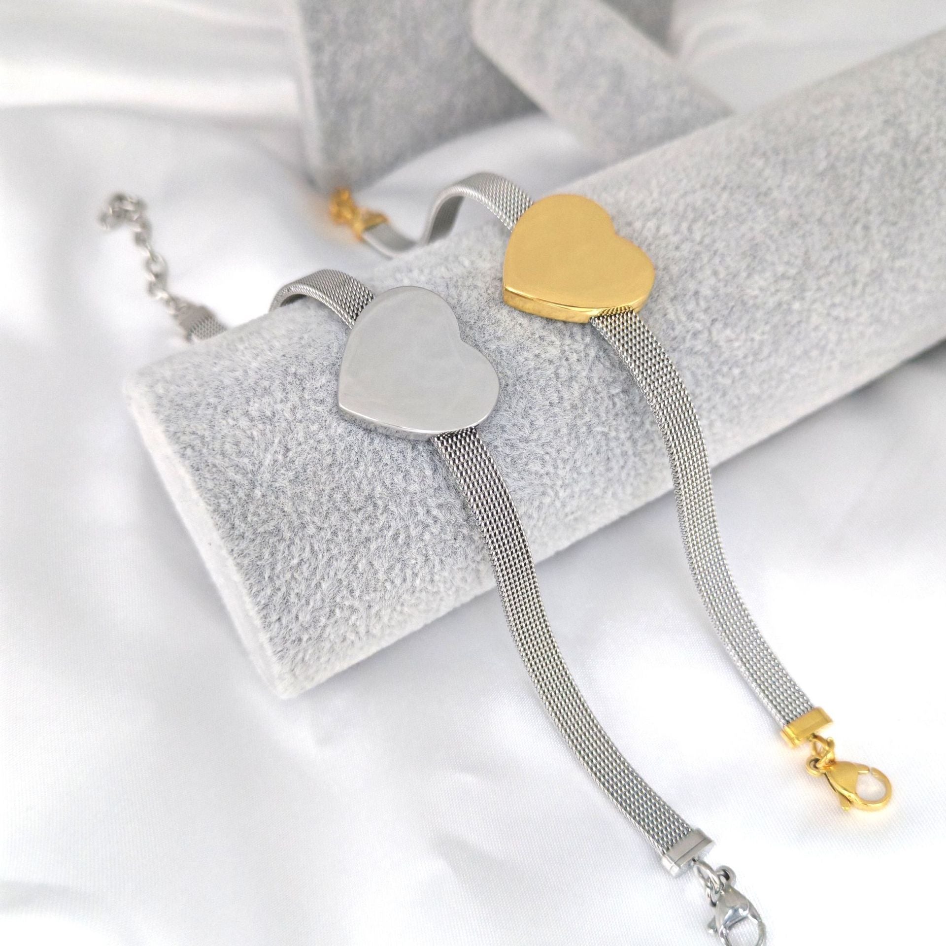 Wholesale Stainless Steel Polished Heart-Shaped Strap Bracelet