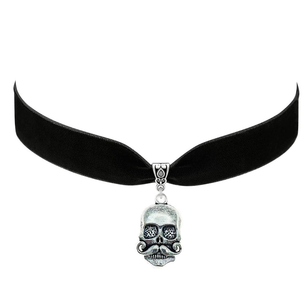 Wholesale    exaggerated skull Palm pendant necklace