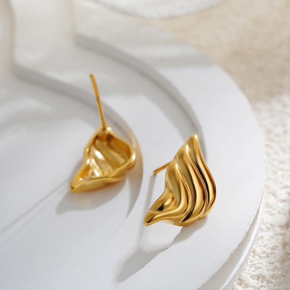 Wholesale 18K gold wings earrings vintage squirrel tail earrings