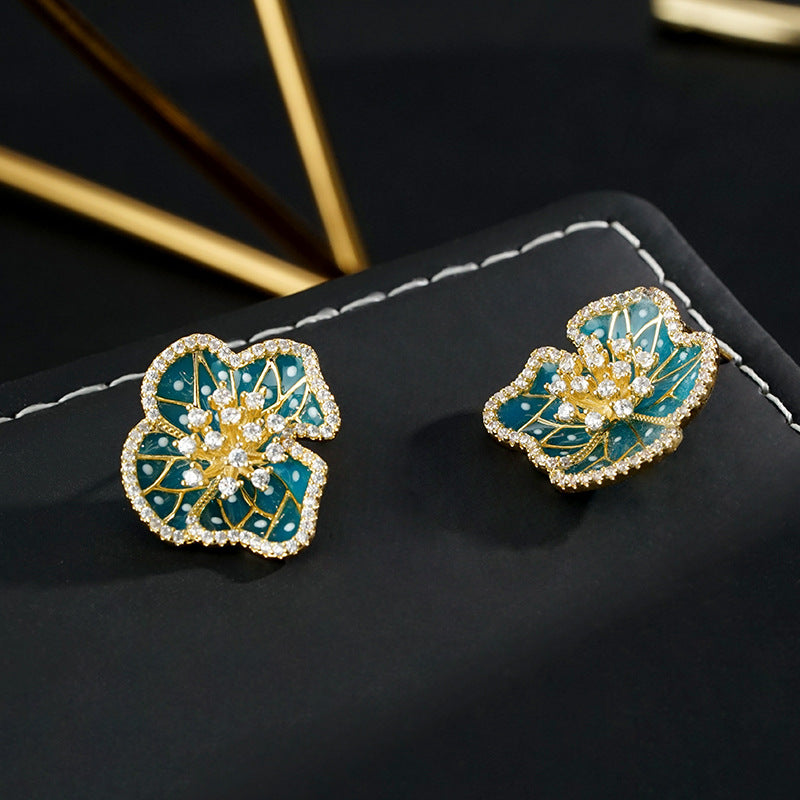 Wholesale Lotus National Style Flower Earrings