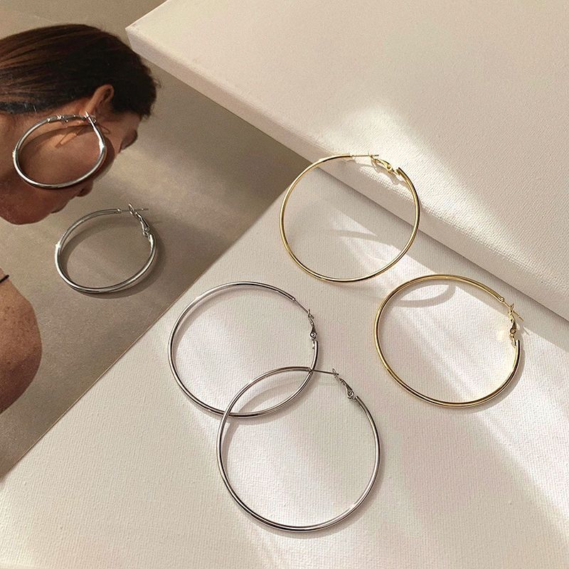 Wholesale Big  S silver needle hoop earrings