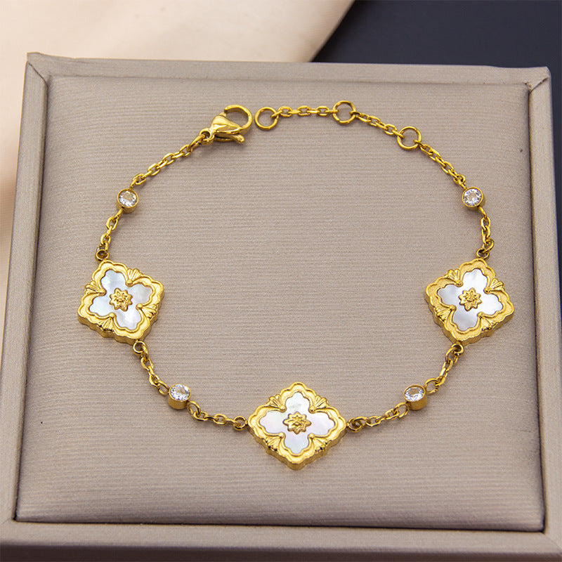 Wholesale Brushed Diamond Leaf Four Leaf Clover Bracelet ACCVIP-BT-Xiangou001
