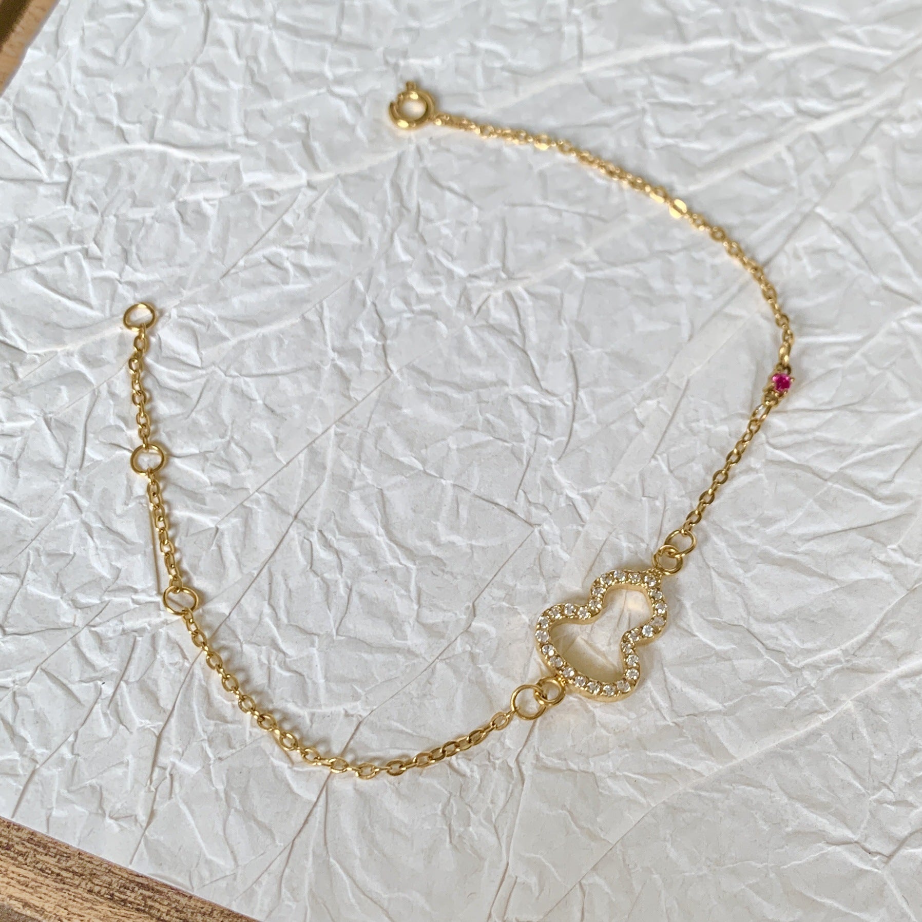 Wholesale Chic Gourd Bracelet For Women Titanium Steel Gold Tone Hollow Out Diamond Encrusted Stackable Design Jewelry Accessory Gift And Resale