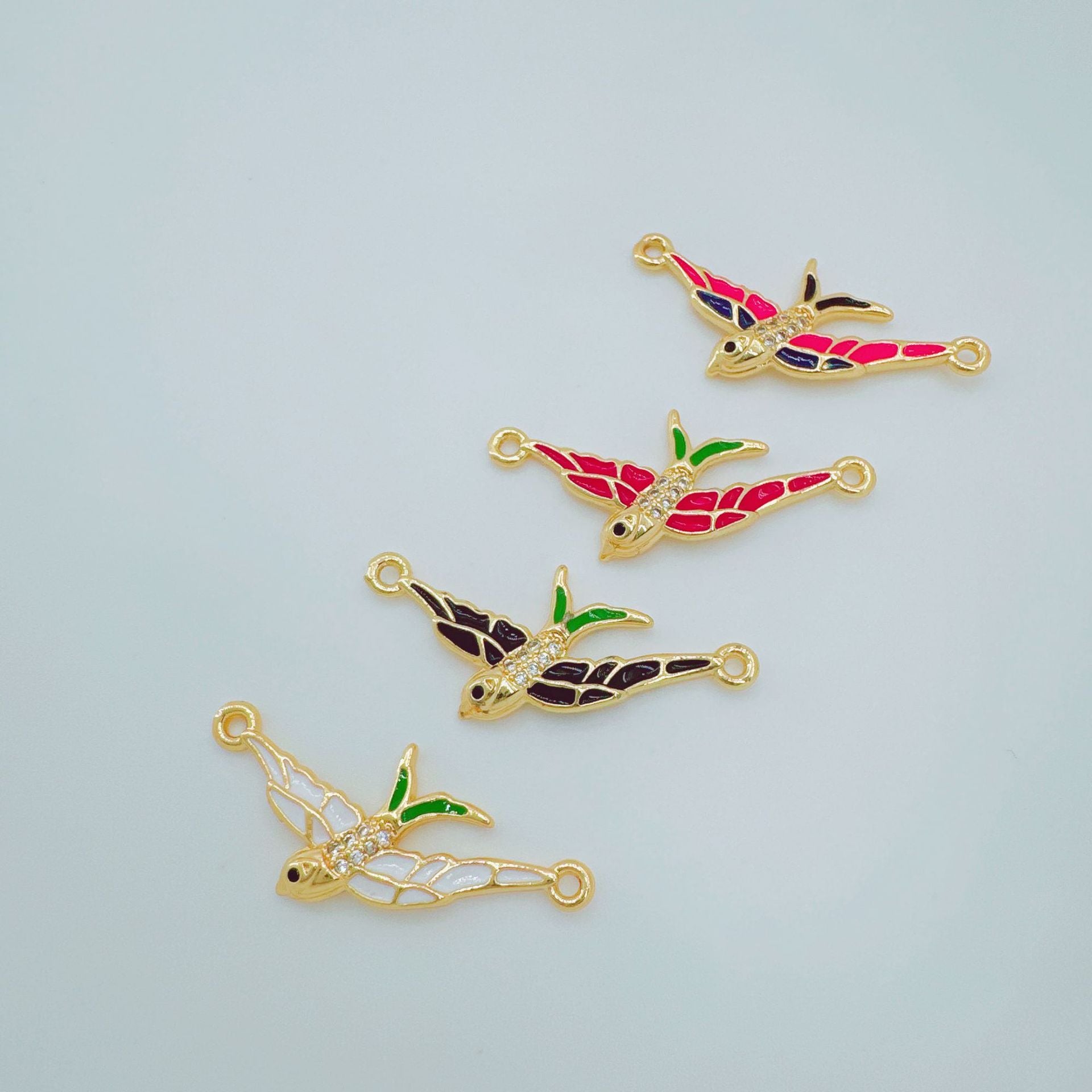 Wholesale 18K Gold Plated Copper Owl Swallow Pendant Charm - Trendy Jewelry Accessory for DIY Necklace Bracelet Making