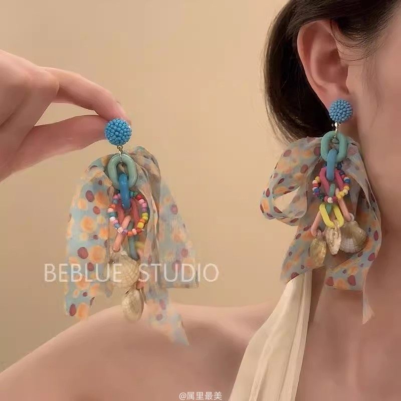 Wholesale  contrast color flower tassel earrings