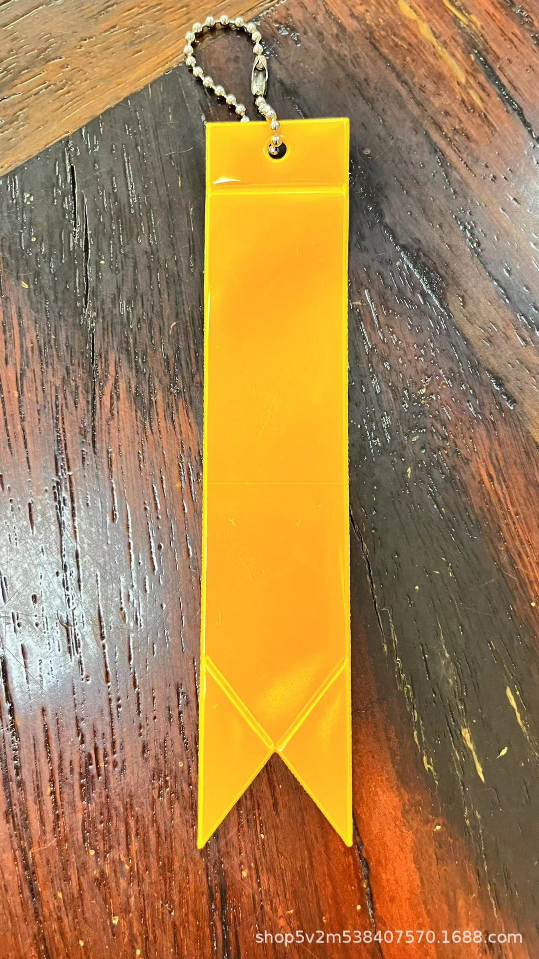 Wholesale Multicolor PVC long pendant reflective pendant keychain