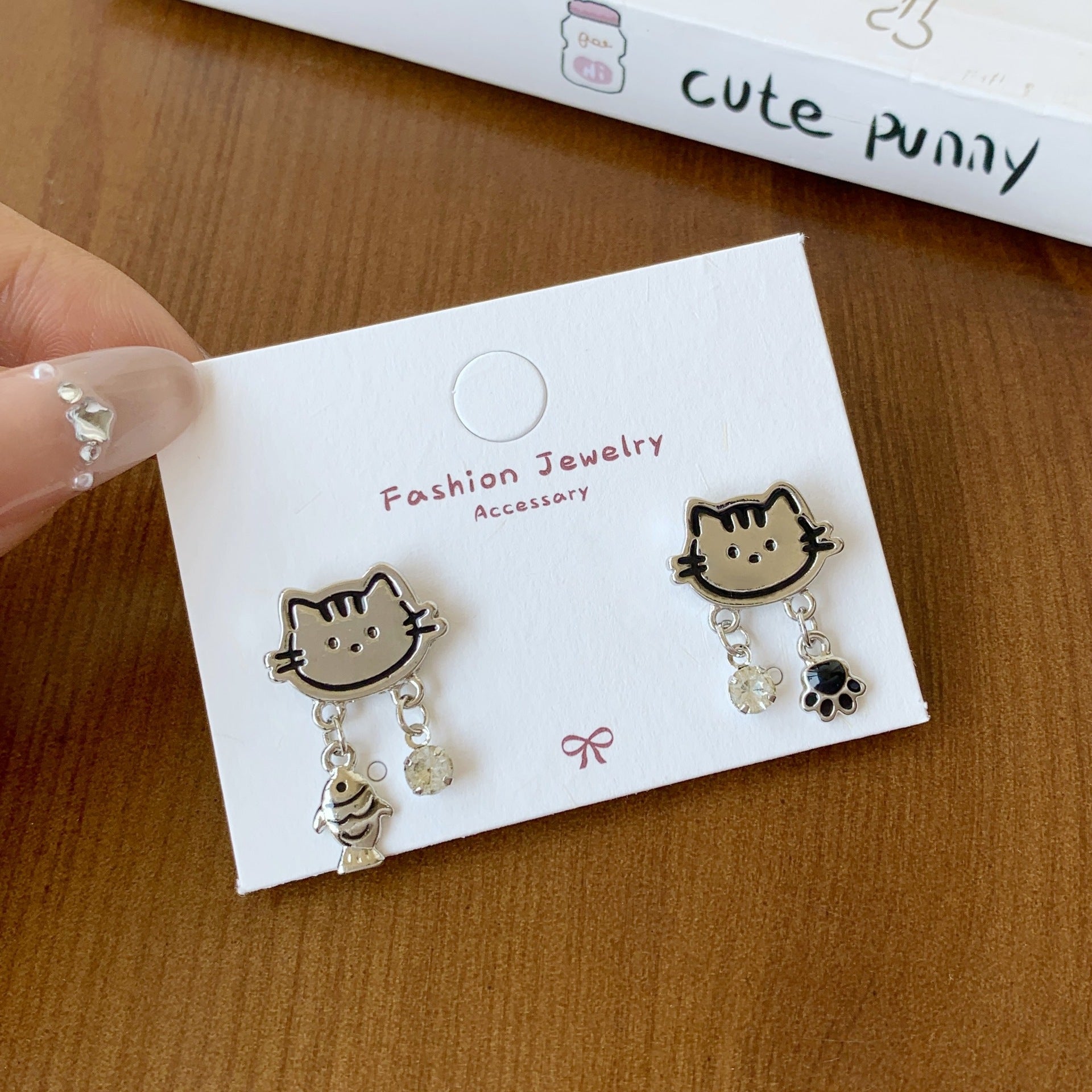 Wholesale Silver Cat Fishing Earrings Silver Needle,   Cartoon Oil Drop Puppy Design Stud Earrings