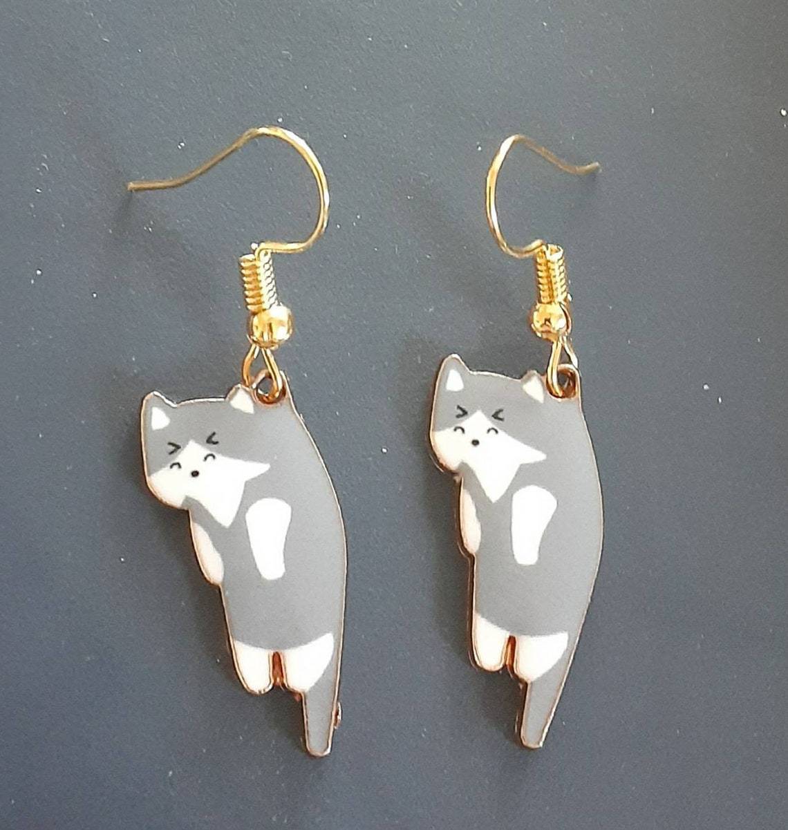 Wholesale alloy cartoon anime cat cute earrings