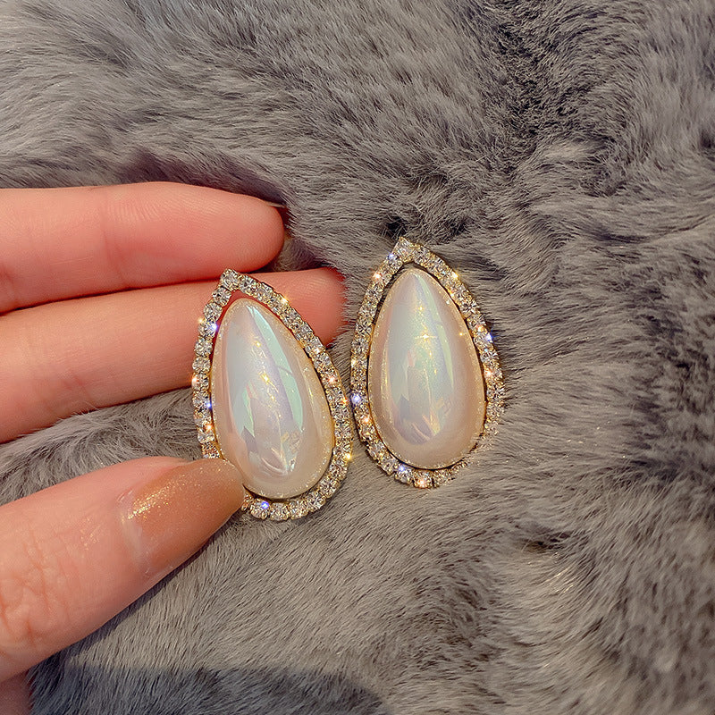 Wholesale Silver Needle Light Luxury Heart Earrings ACC-ES-BY004