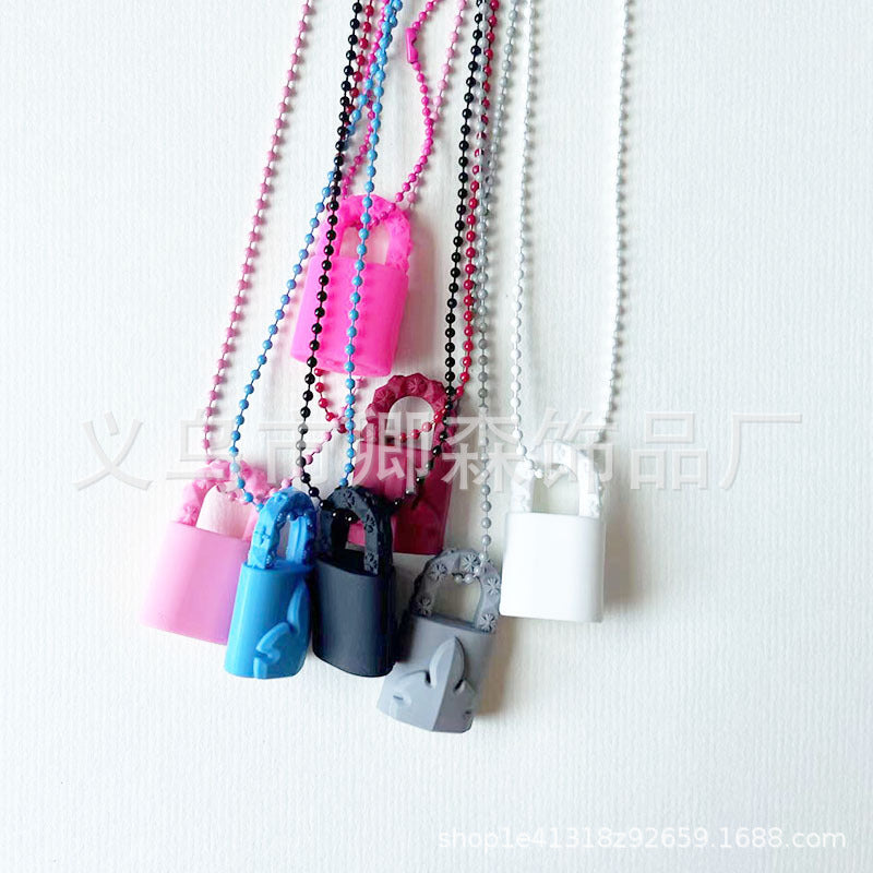Wholesale Lock Clasp Resin Round Bead Long Necklace