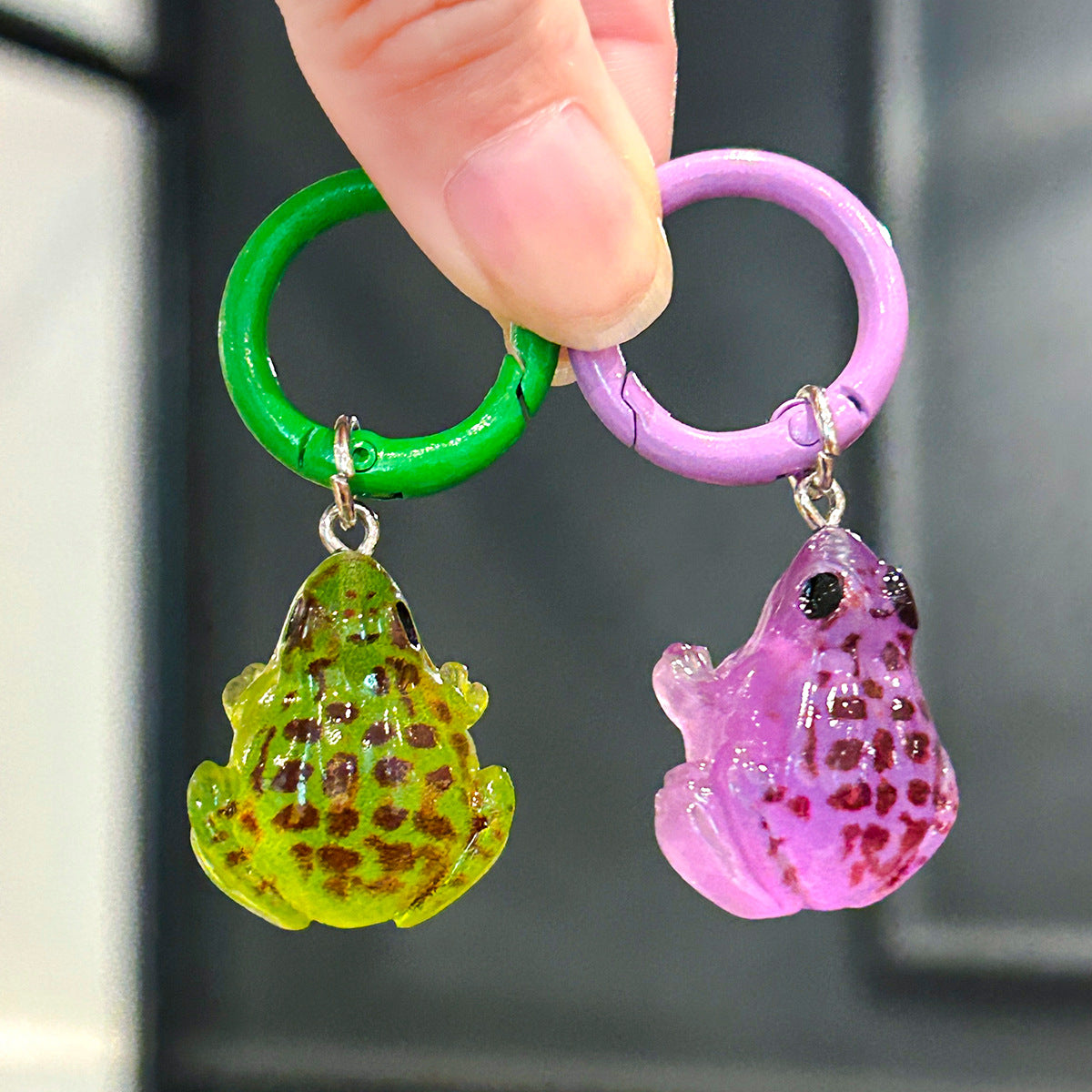 Wholesale Three-Dimensional Luminous Little Frog Color Keychain