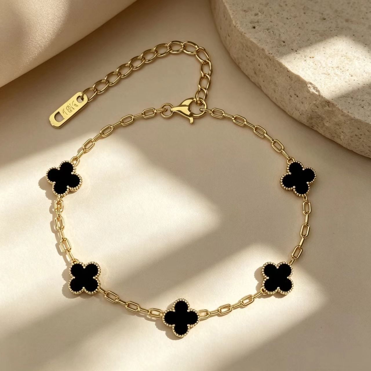Wholesale Gold Plated Stainless Steel Four Leaf Clover Bracelet Fashion Jewelry for Women