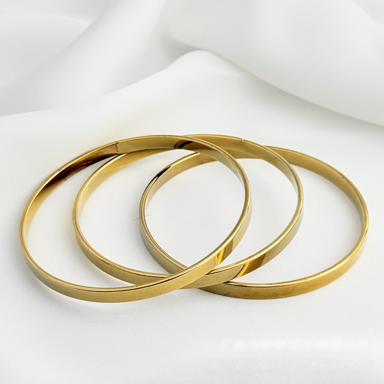 Wholesale Stainless Steel Plated Geometric Bangle Modern Minimalist Jewelry Accessory