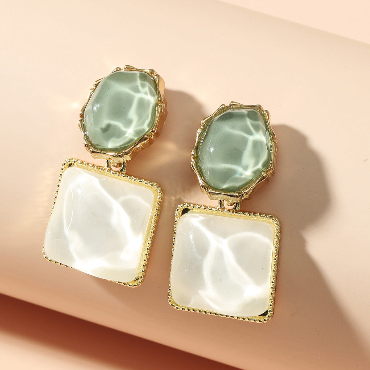 Wholesale Trendy Resin Water Ripple Earrings,  French Style Fashion Jewelry for Everyday Wear