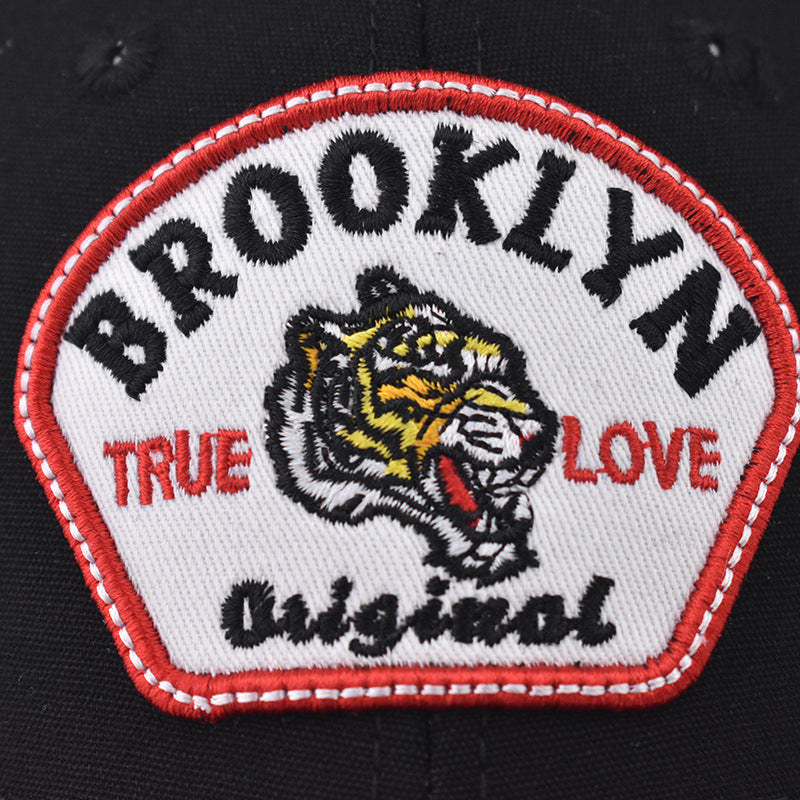 Wholesale Embroidered Tiger Baseball Cap Unisex Breathable Adjustable Trendy Fashion Accessory For Gift And Boutique Resale