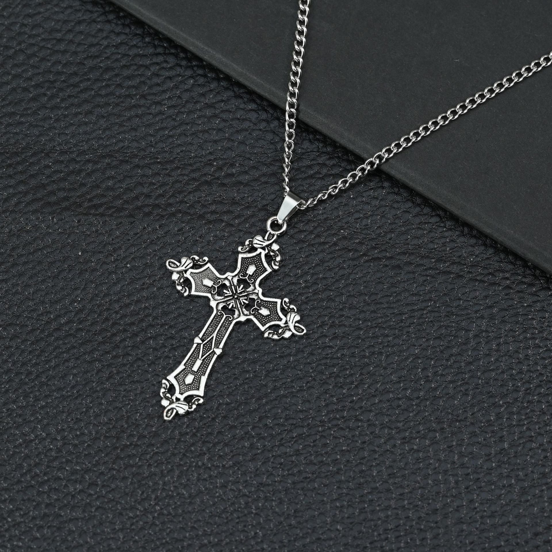 Wholesale Titanium Steel cross  alloy pendant necklaces