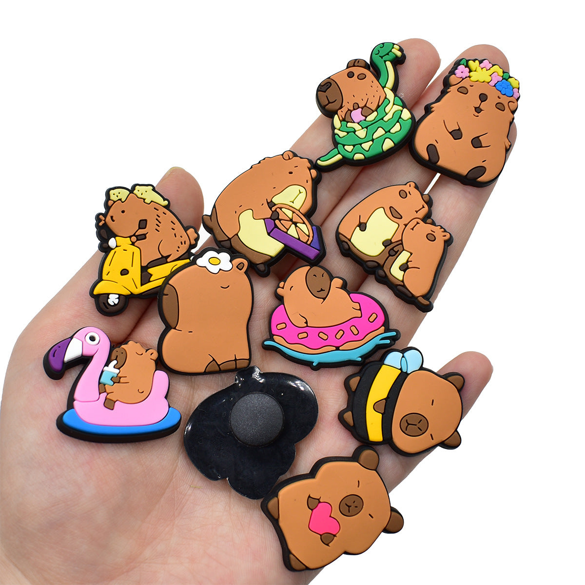 Wholesale Random 100pcs Cartoon Cute Small Animal PVC Soft Rubber Shoe Buckle Decoration ACC-SC-RYY063