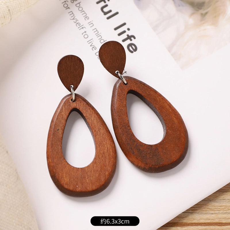 Wholesale Retro Coffee Wooden Earrings Ethnic Style Round Hand Knitted Jewelry Accessory