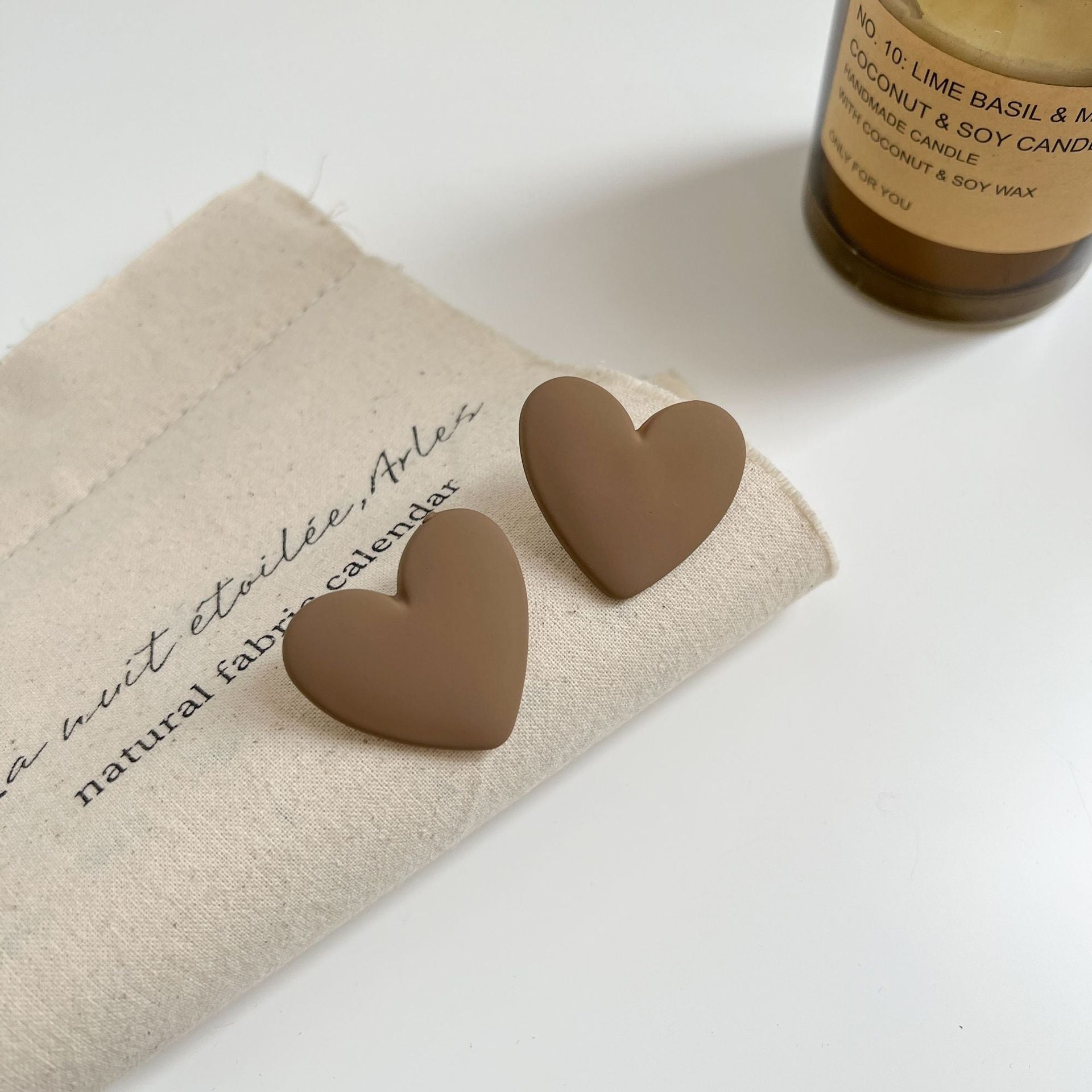 Wholesale spray painted candy color heart shaped acrylic earrings