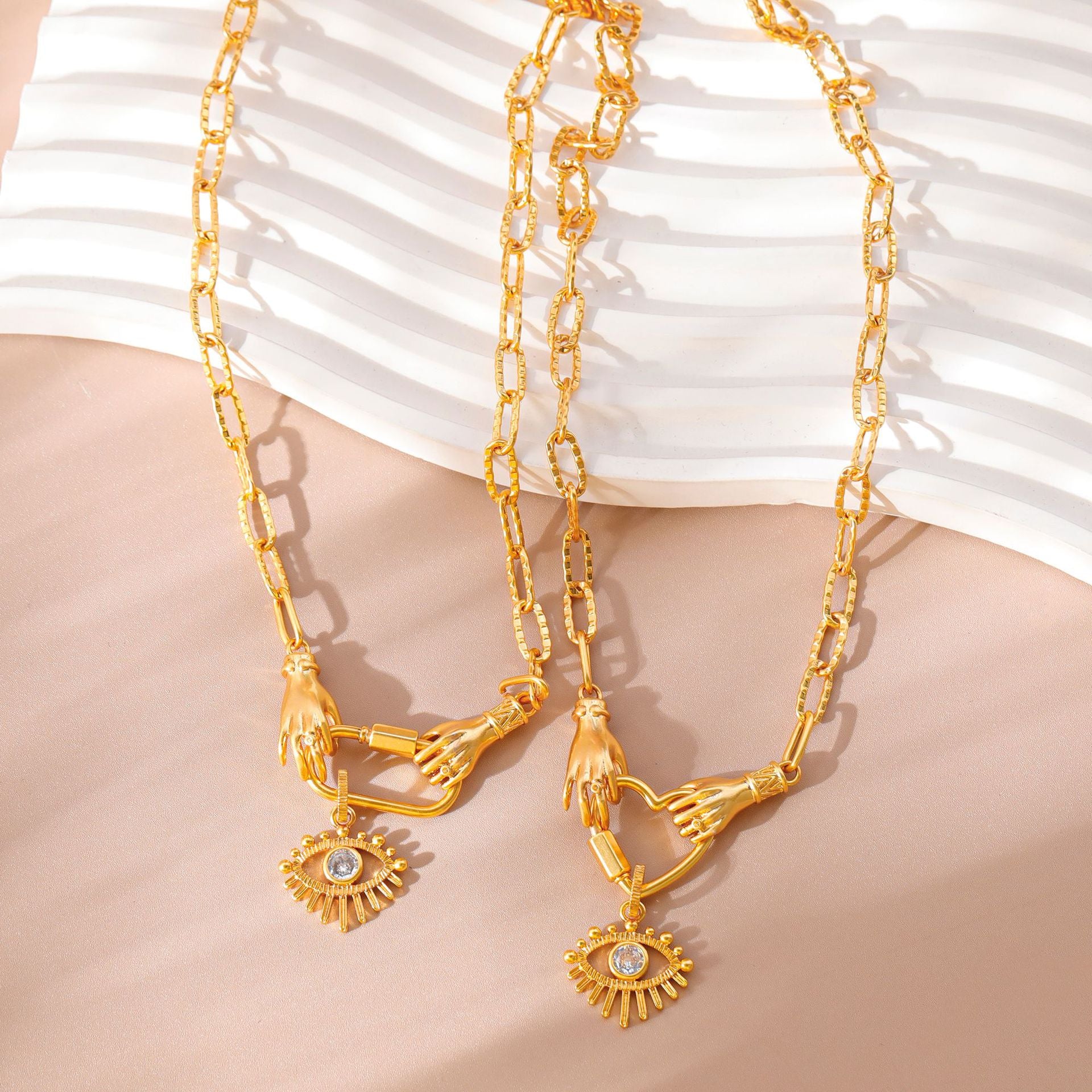 Wholesale Devil's Eye Zircon Necklace  Light Luxury  Clavicle Chain