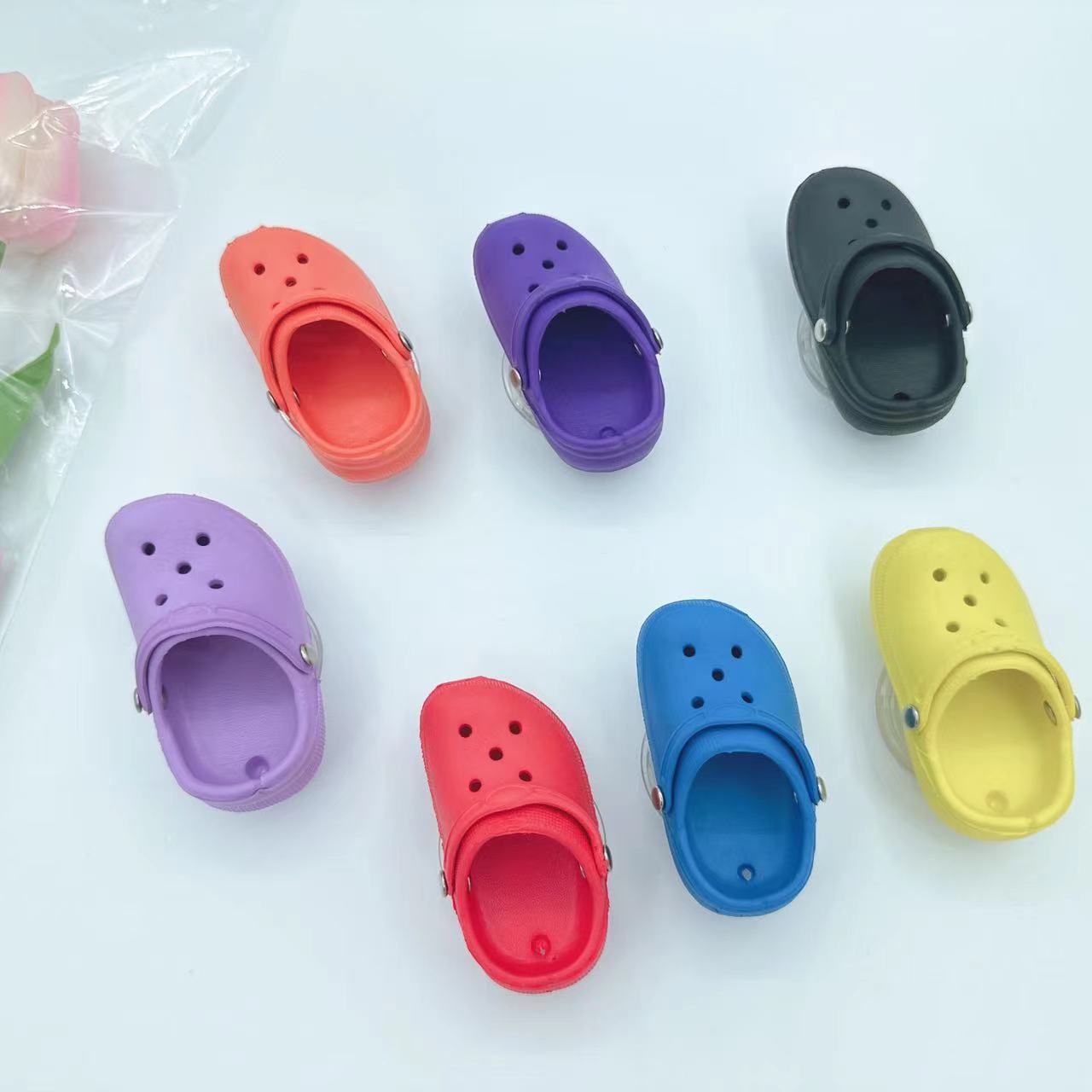 Wholesale Anti-Lost Creative Clogs Transparent phone stand