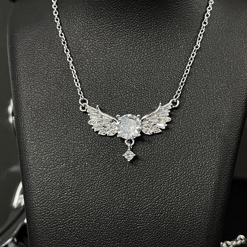 Wholesale  Micro-inlaid Zircon Water Drop Necklace  Three-dimensional Butterfly Full Diamond  Clavicle Chain